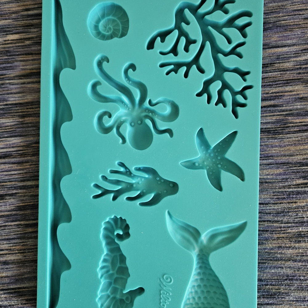 Silicone Sea Mold - Picture 4 of 5